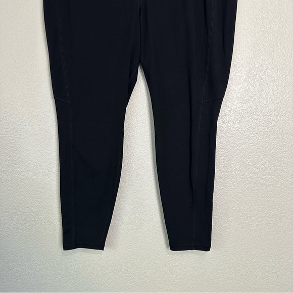 Lane Bryant Livi Black Control Tech Leggings, Size 26/28 - Picture 3 of 8